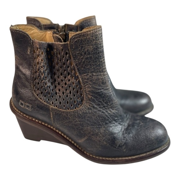 Bed Stu Women’s Countess Black/Brown Distressed Leather Wedge Ankle Boots - Picture 1 of 11